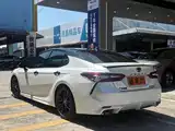 Фото 6 - Toyota Camry