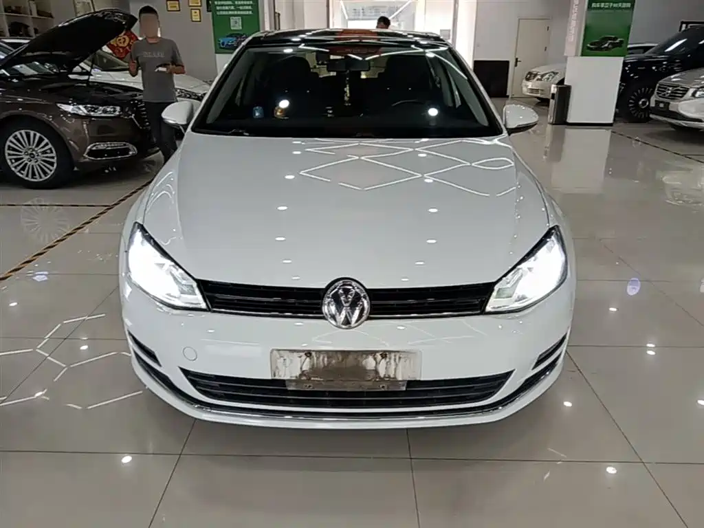 Volkswagen Golf 2014 1.4TSI Automatic Comfort фото 3