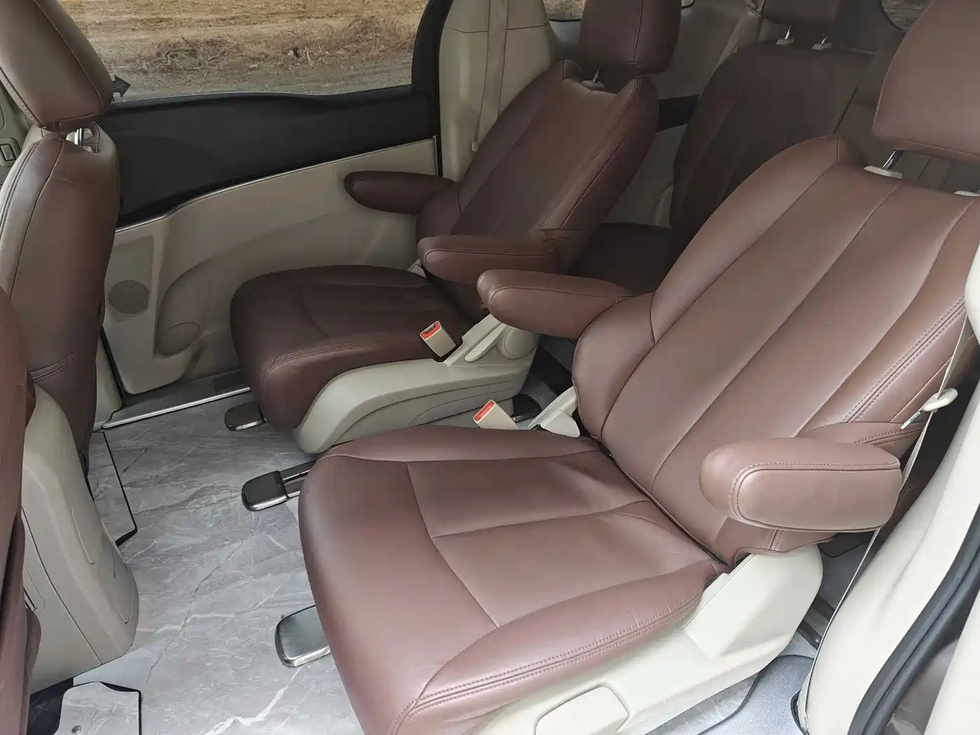 Buick GL8 2014 3.0L GT Luxury Business Elegance фото 6