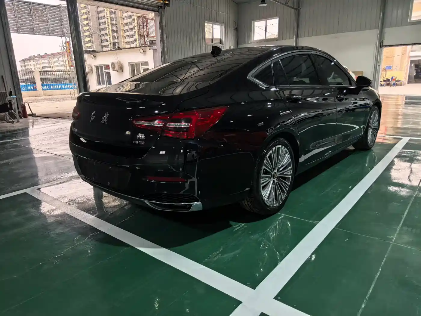 Hongqi H5 2022 Classic 1.8T Auto Smart Connect Flagship Enjoyment Edition фото 7