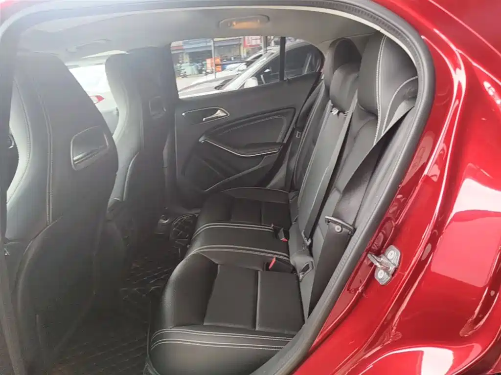 Mercedes-Benz GLA 2019 GLA 200 Fashion фото 17