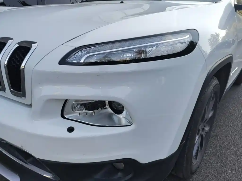 Jeep Cherokee 2021 2020 2.0L 2WD Classic Sport Edition