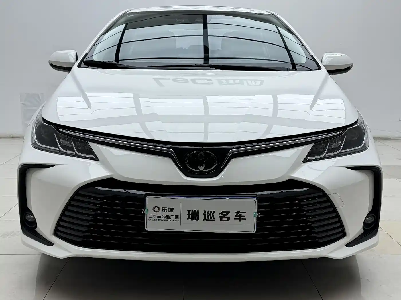 Toyota Corolla 2021 1.2T S-CVT Luxury Edition фото 2