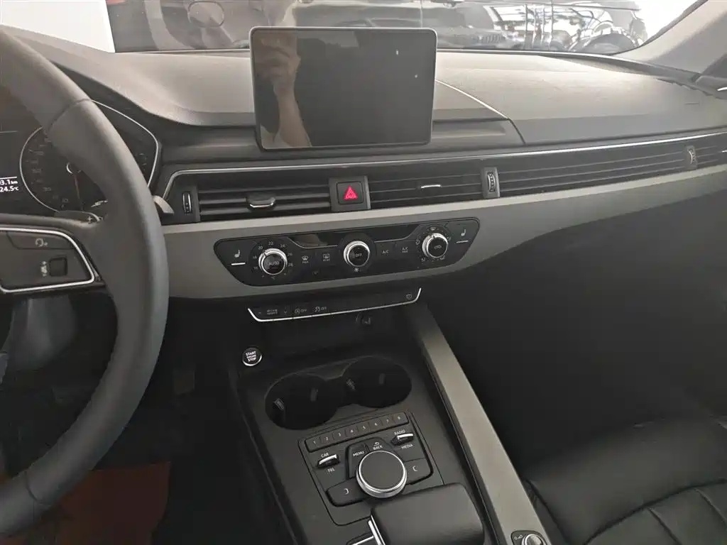 Audi A4L 2017 Plus 40 TFSI Progressive фото 7