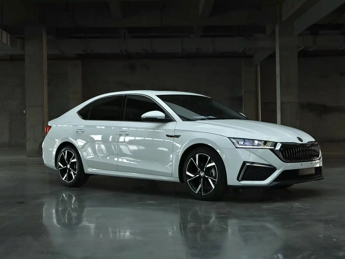 Škoda Octavia 2022 PRO TSI280 Luxury Edition фото 4