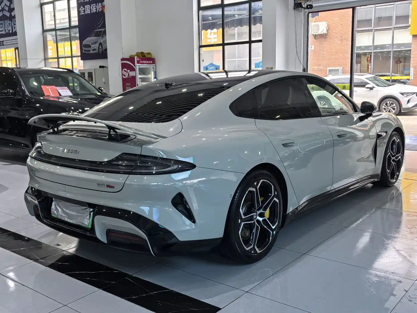 XIAOMI CAR XIAOMI SU7