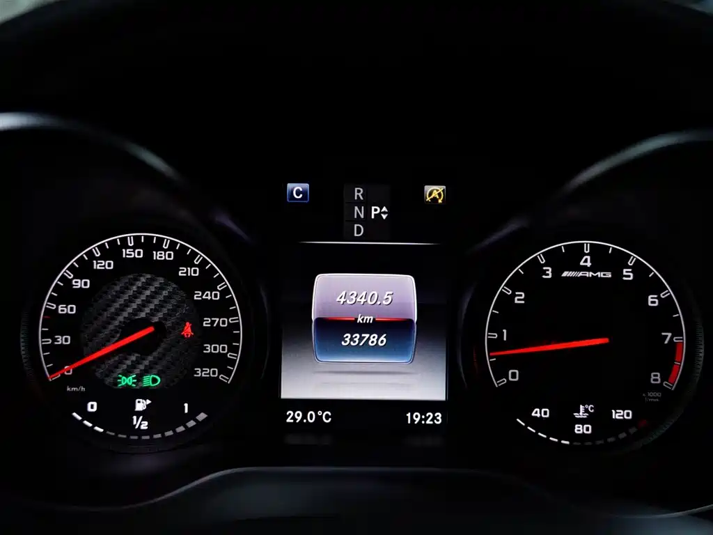 Mercedes-Benz C-Class AMG 2015 AMG C 63 фото 9