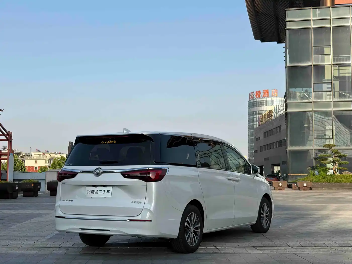 Buick GL8 2021 ES Landlord 653T Premium фото 9