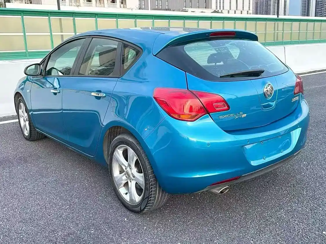 Photo 7 - Buick Excelle