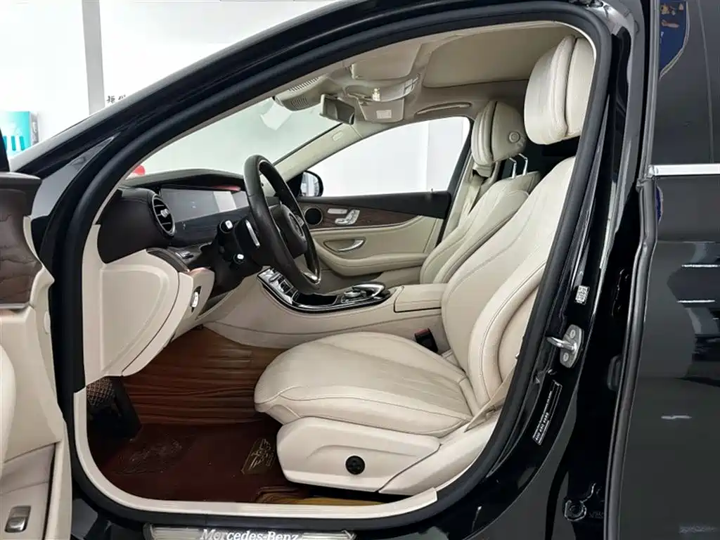 Mercedes-Benz E-Class 2016 E 300 L Luxury фото 15