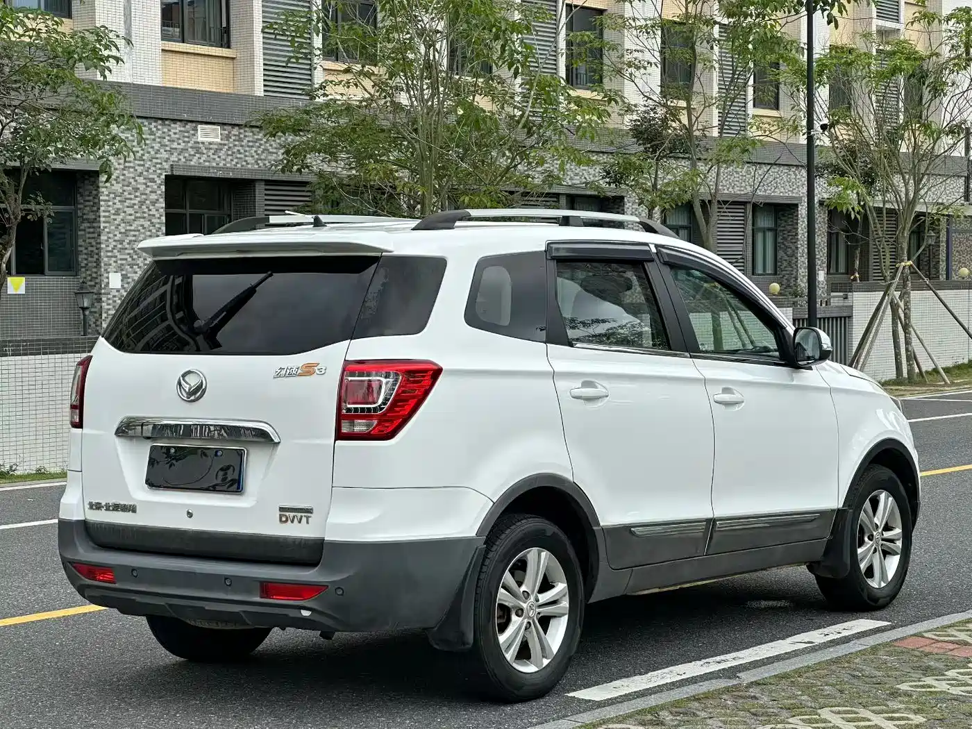 BAIC Huansu S3 2017 2017 1.5L Manual Luxury