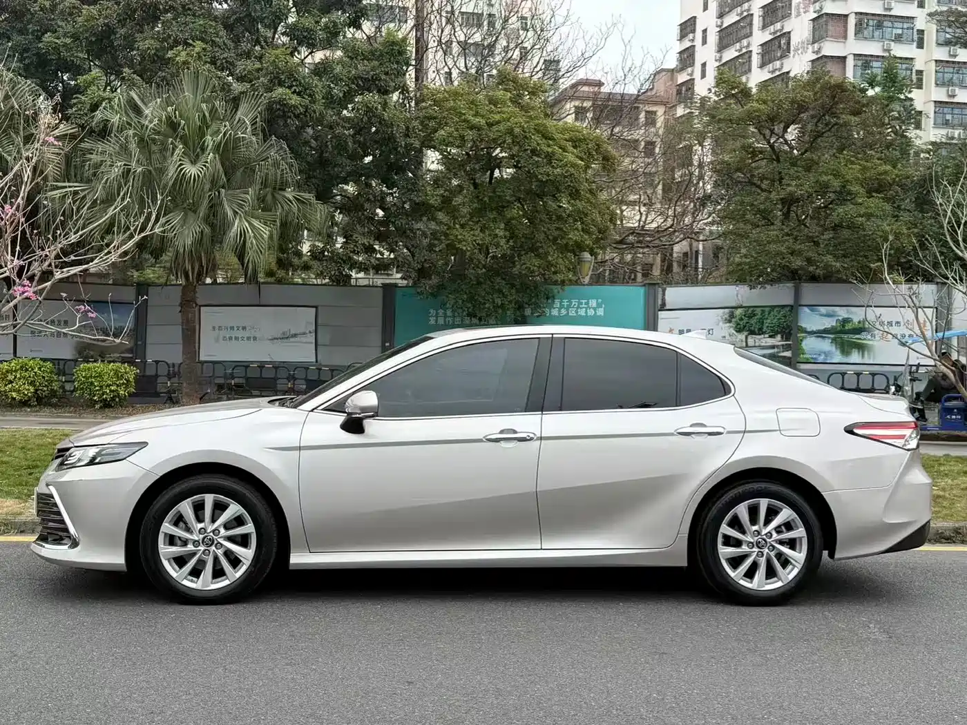 Toyota Camry 2021 2.0G Luxury Edition фото 4