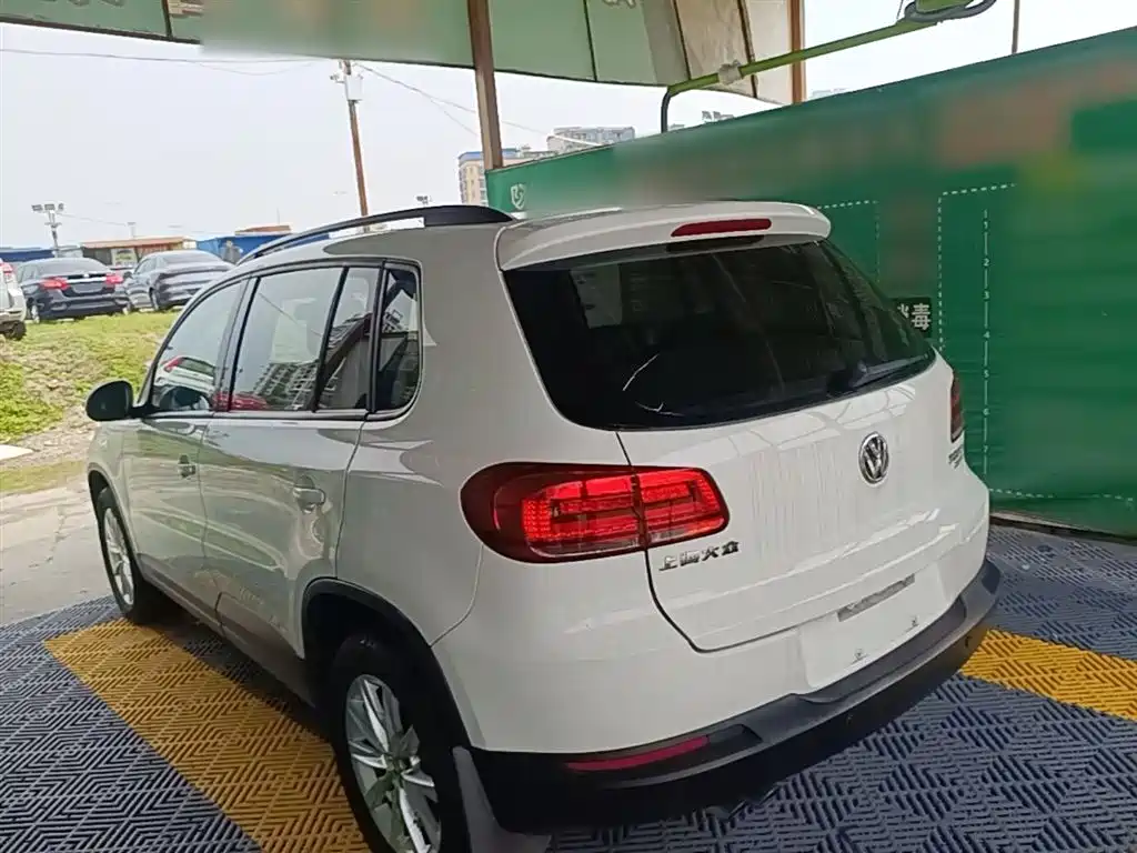 Volkswagen Tiguan 2016 Model 300TSI Automatic 2WD Comfort Edition фото 5
