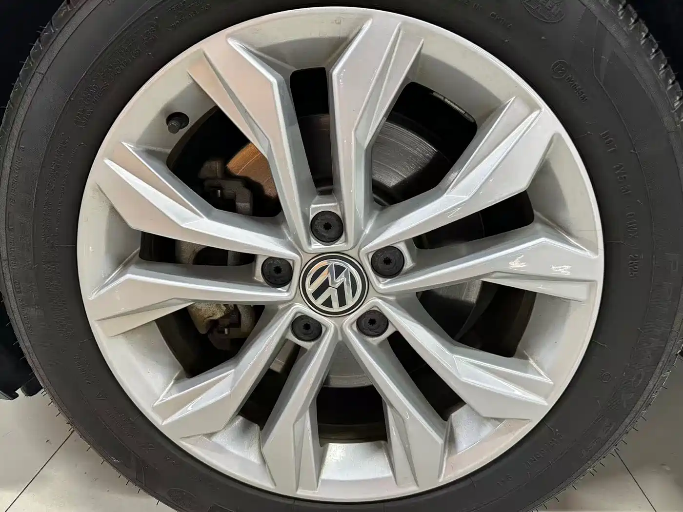 Volkswagen Magotan 2019 330TSI DSG Luxury Class China VI фото 15