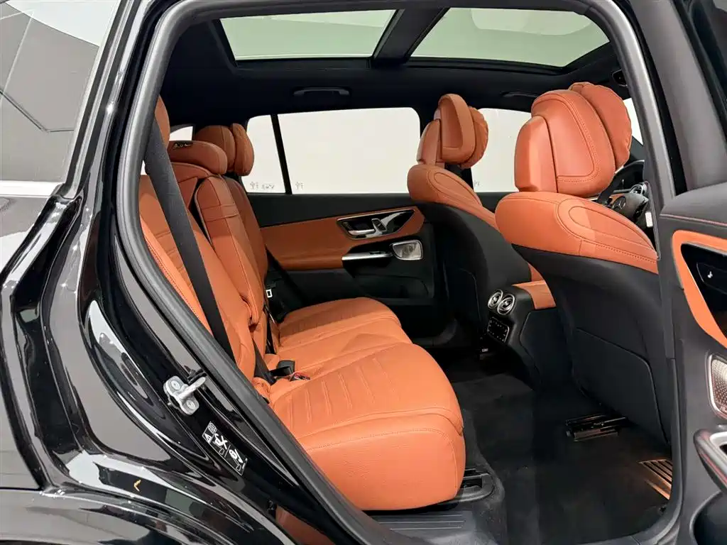 Mercedes-Benz GLC 2024 Facelift GLC 300 L 4MATIC Sport 7-seater фото 20