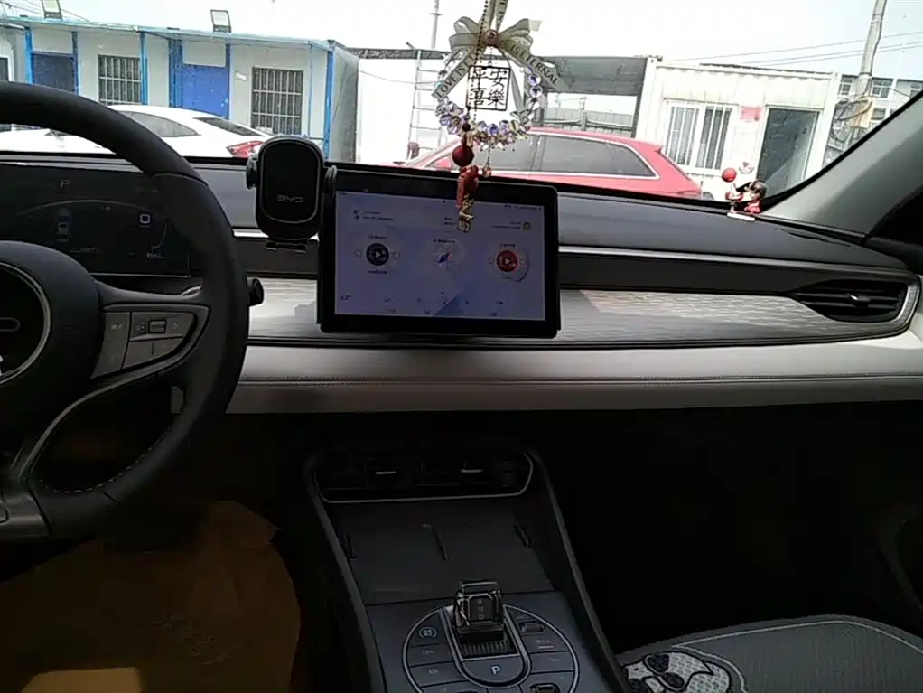 BYD Hai Bao 05 DM-i 2025 DM-i Smart Drive Edition 55KM Luxury фото 13