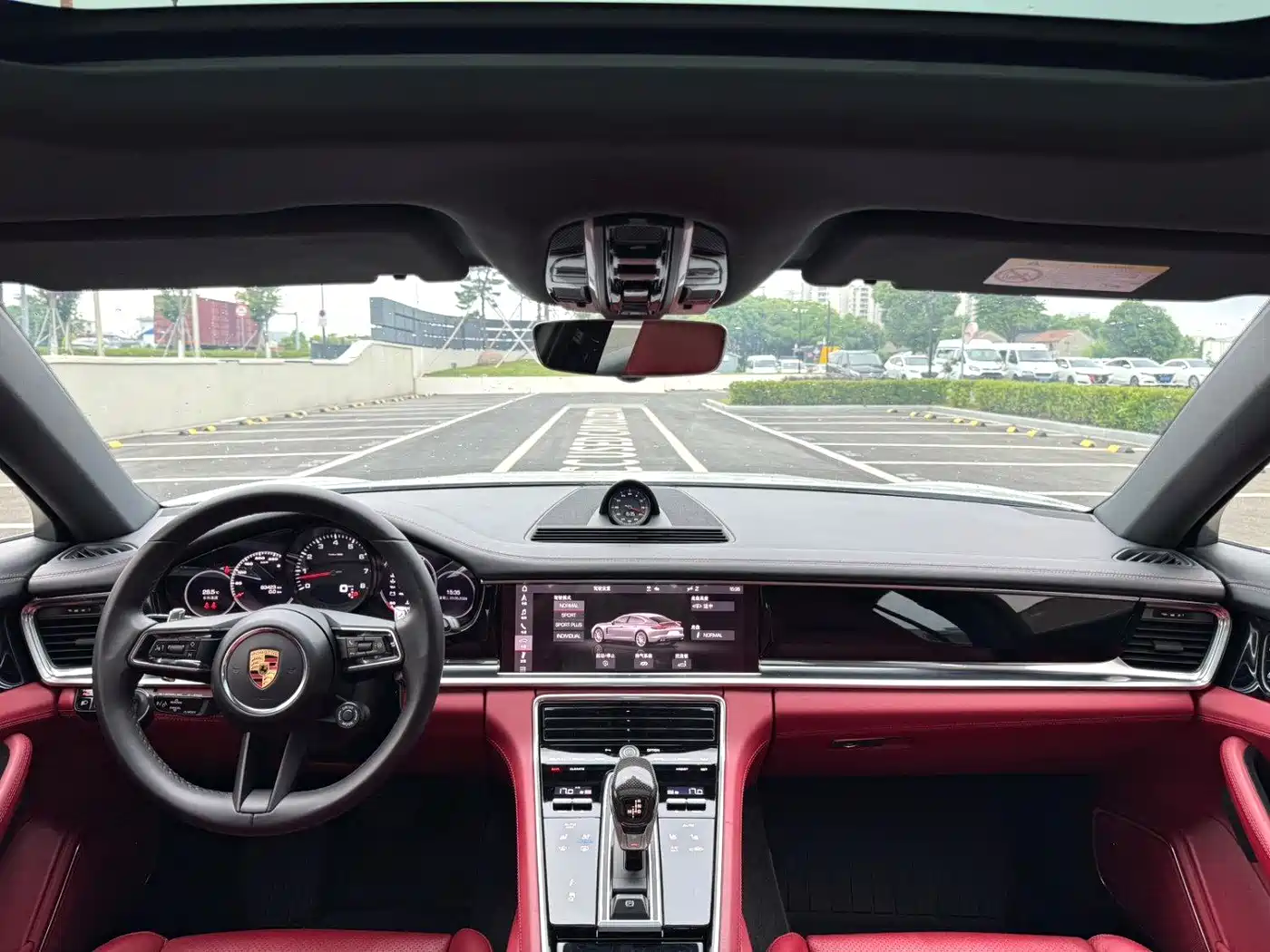 Porsche Panamera 2019 Panamera 4 Sport Turismo 2.9T фото 4