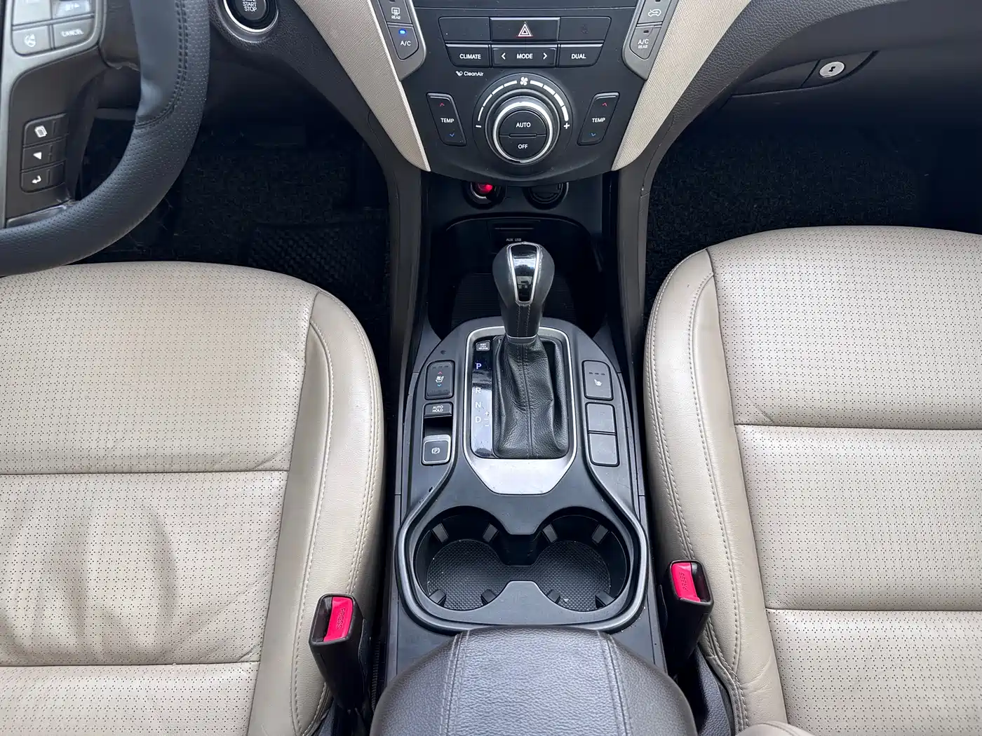 Hyundai Santa Fe 2013 Facelift 2.4L Automatic 4WD Premium фото 15