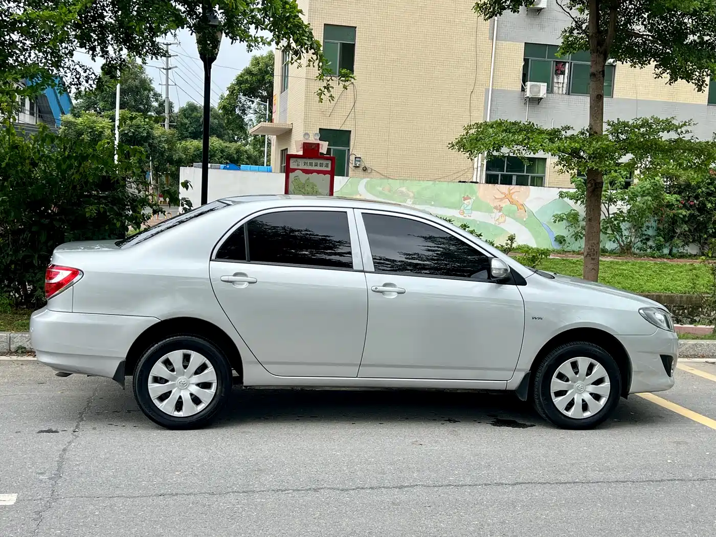 Toyota Corolla 2013 1.6L Automatic Excellence Edition фото 9