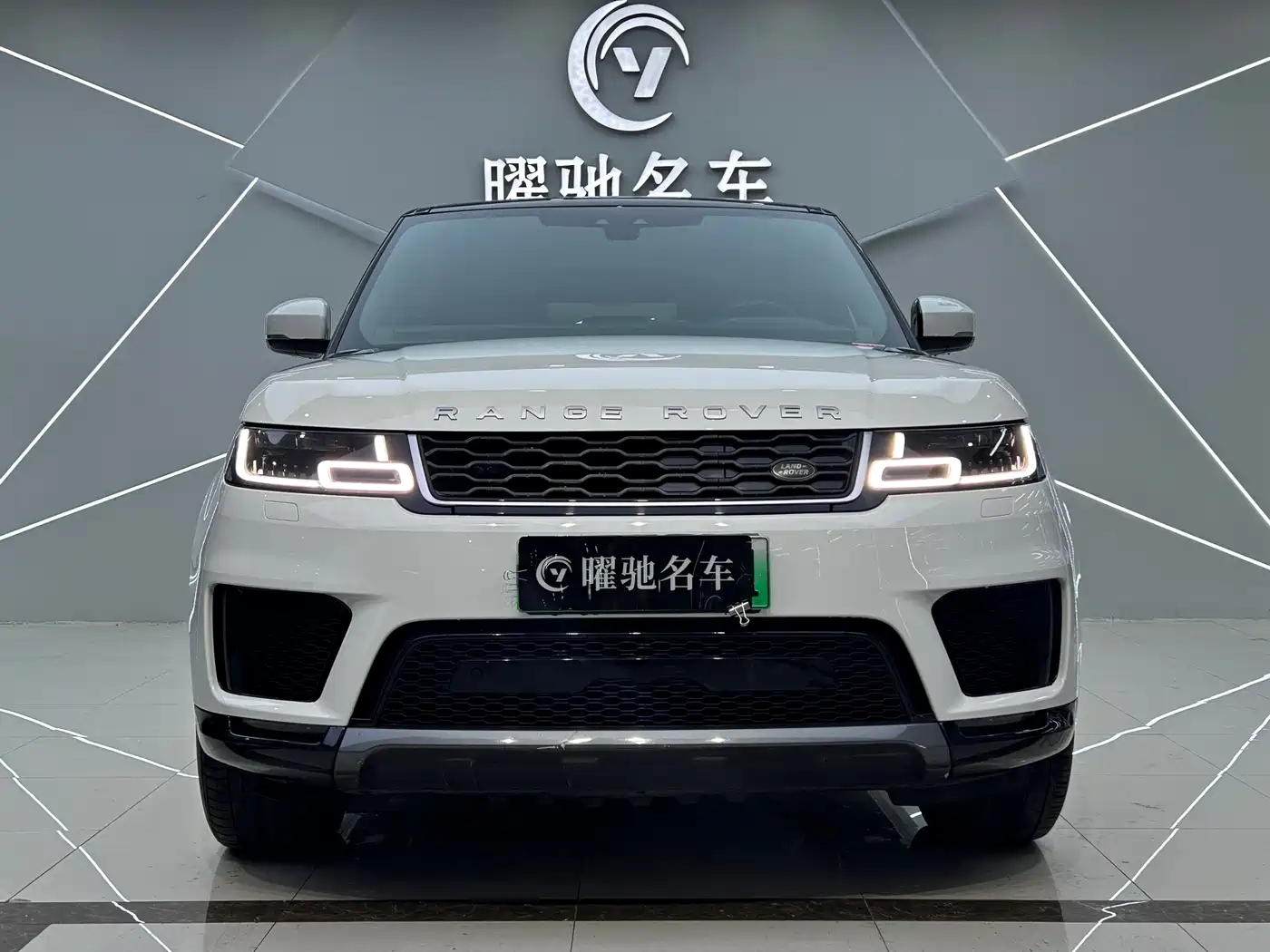 Land Rover Range Rover Sport PHEV 2018 Model P400e фото 2