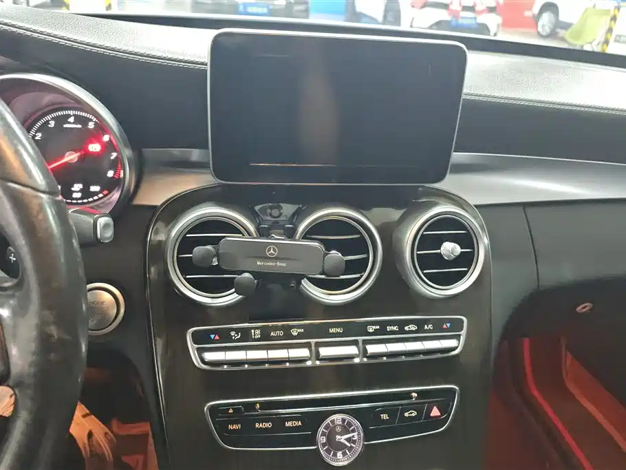 Mercedes-Benz C-Class 2016 C 180 L фото 13