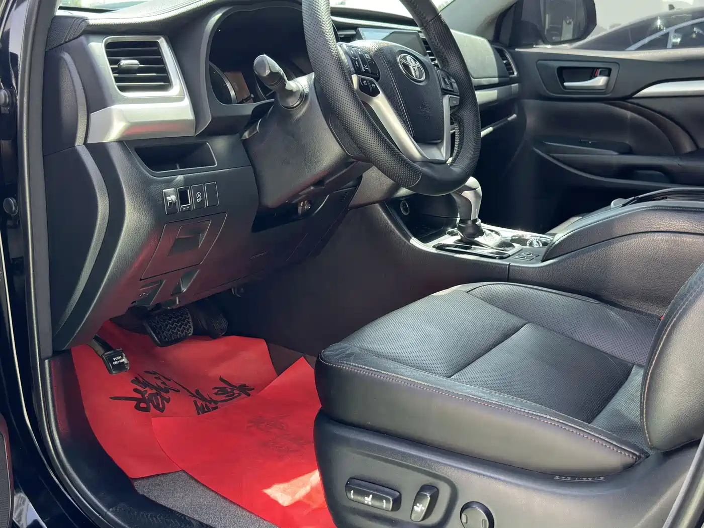 Toyota Highlander 2015 2.0T AWD Luxury Edition 7-seater фото 4
