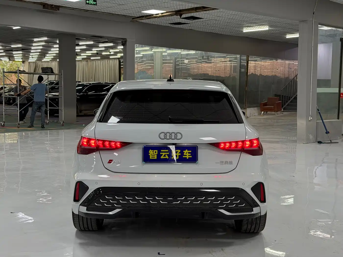Audi A3 2025 Facelift A3L Limousine 35TFSI Flying Spur Premium фото 8
