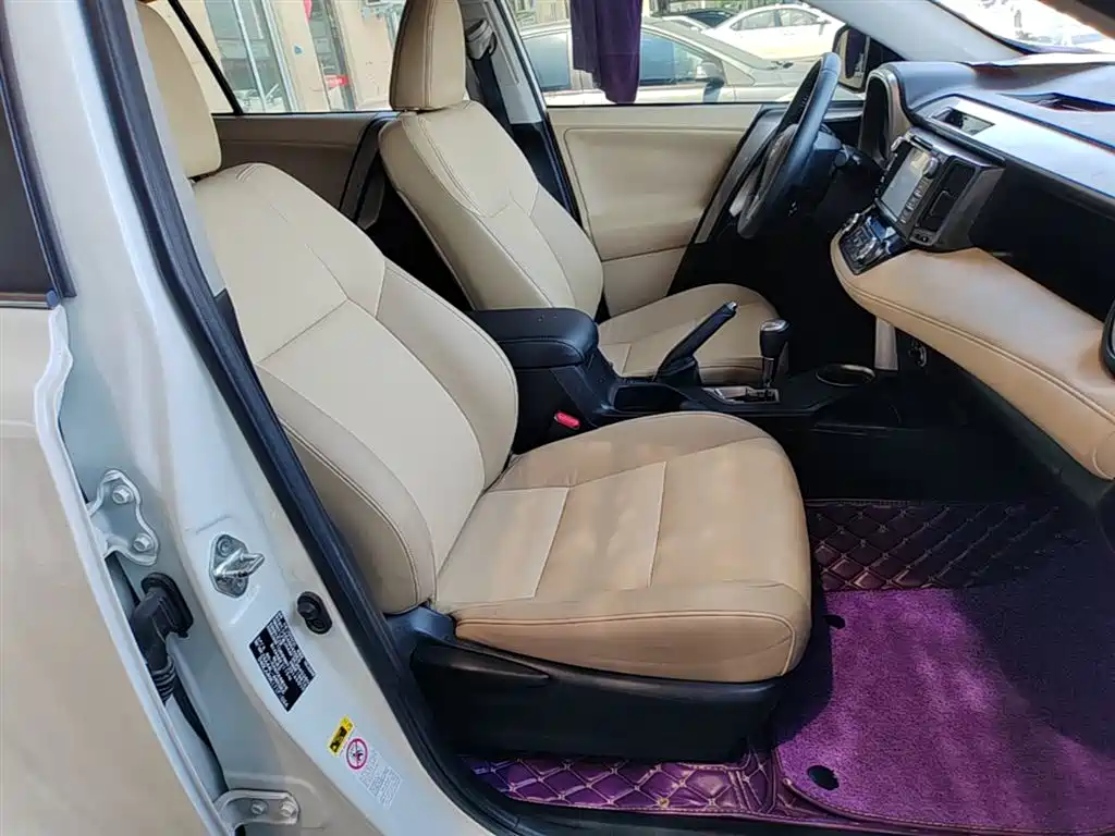 Toyota RAV4 Rongfang 2013 2.0L CVT 4WD Pioneer фото 25