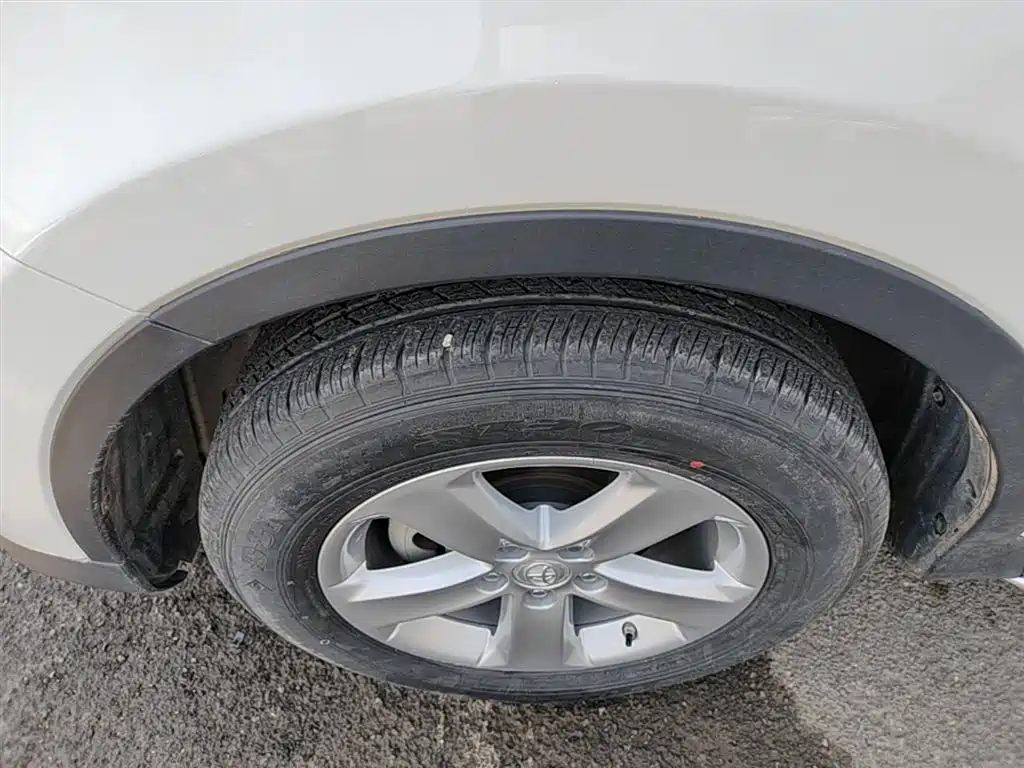 Toyota RAV4 Rongfang 2013 2.0L CVT 4WD Pioneer фото 23