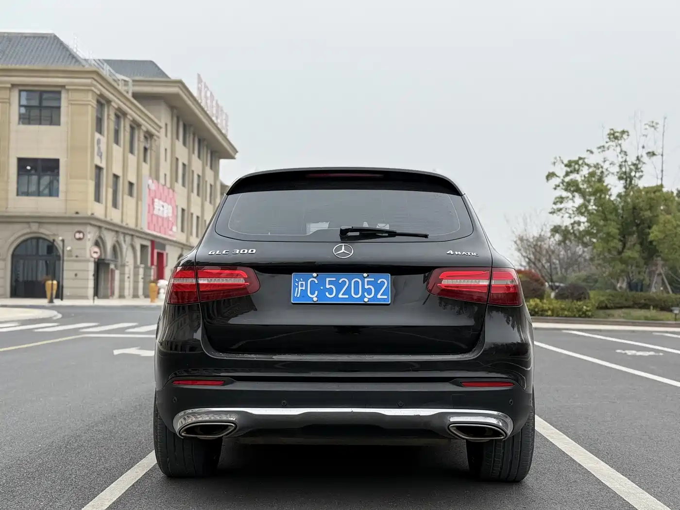Mercedes-Benz GLC 2016 GLC 300 4MATIC Dynamic фото 5