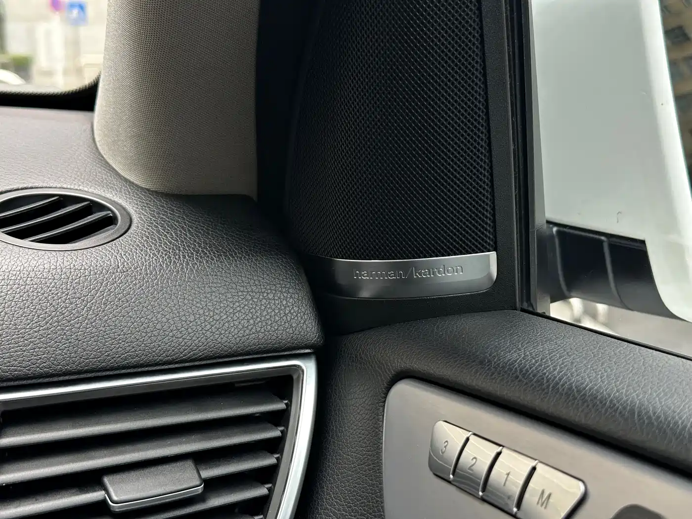 Mercedes-Benz M-Class AMG 2015 AMG ML 63 фото 16