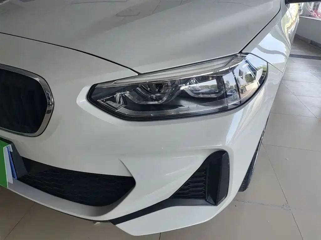 BMW 1 Series 2019 118i M Sport Package фото 24