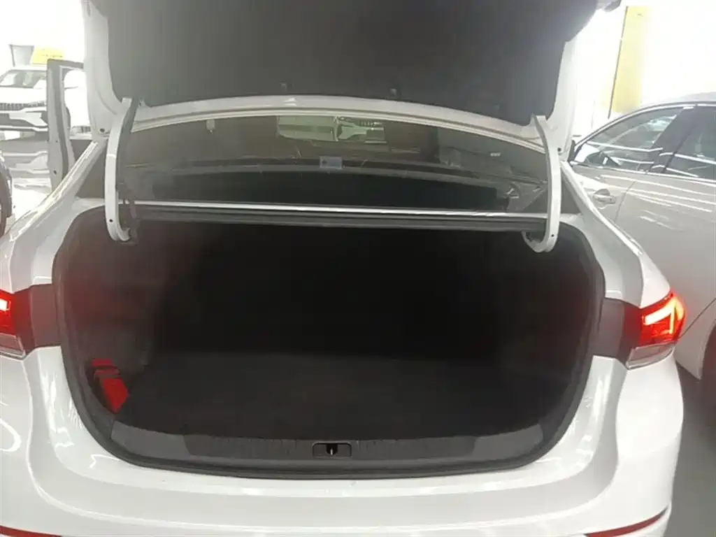 Buick Excelle 2021 Facelift 1.3T Auto Mild Hybrid Elite фото 19