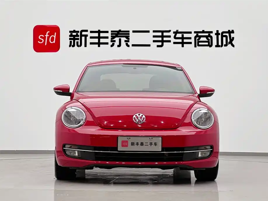 Volkswagen Beetle 2014 1.4TSI Fashion Edition фото 2