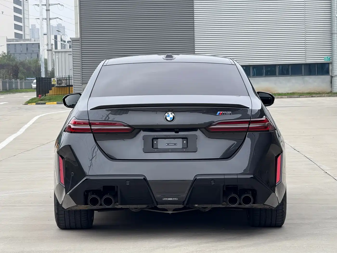 BMW M5 New Energy 2025 M5 фото 5