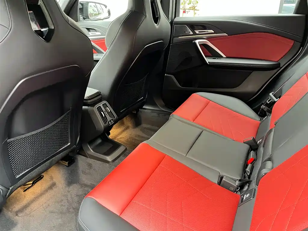 BMW X1 M35Li 2024 M35Li фото 9