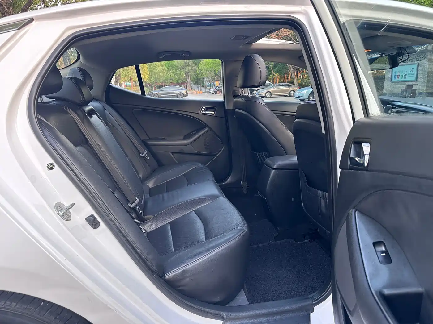 Kia K5 2015 2.0L Automatic GLS фото 25