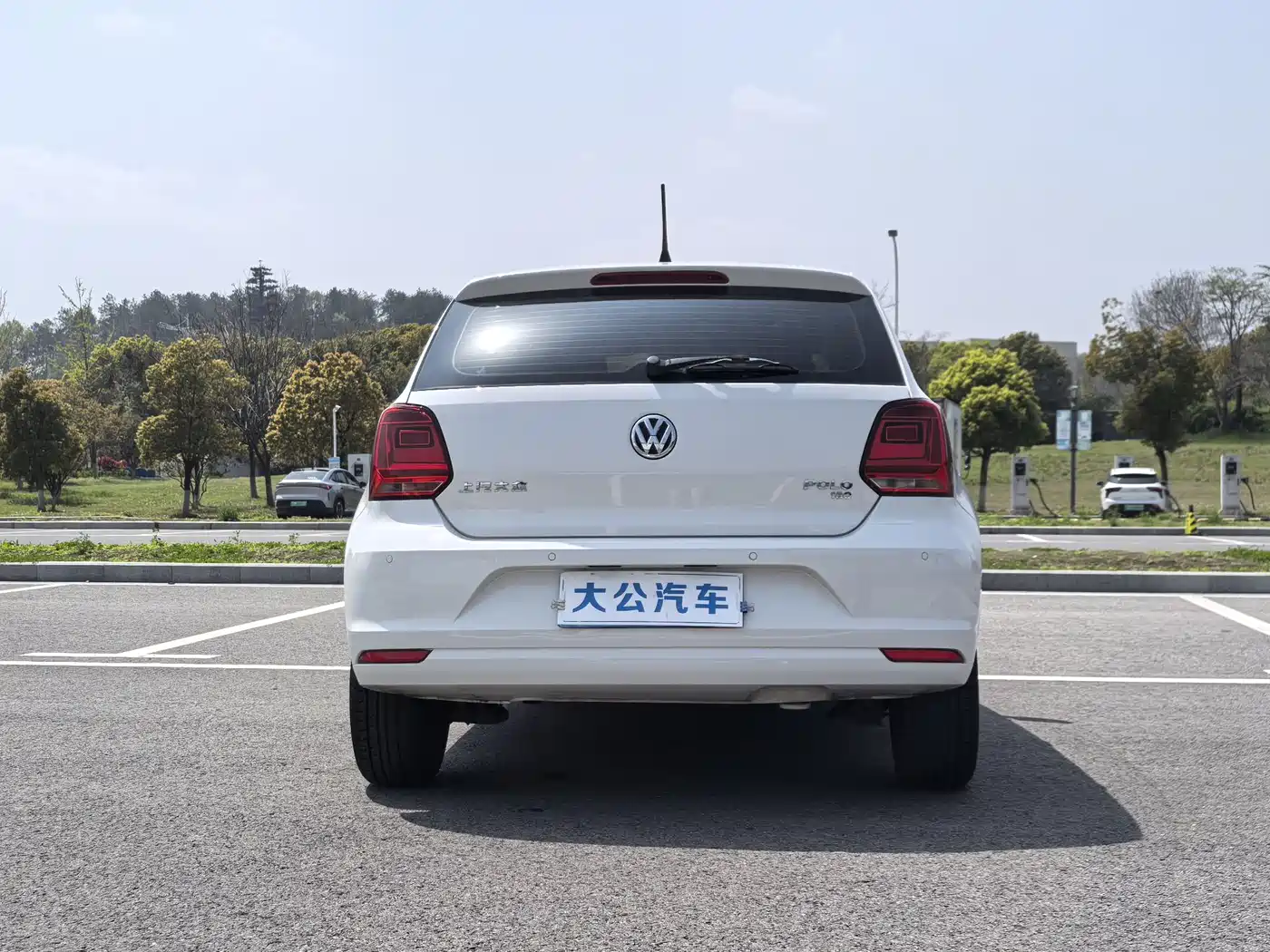 Volkswagen Polo 2016 1.6L Automatic Comfort фото 8