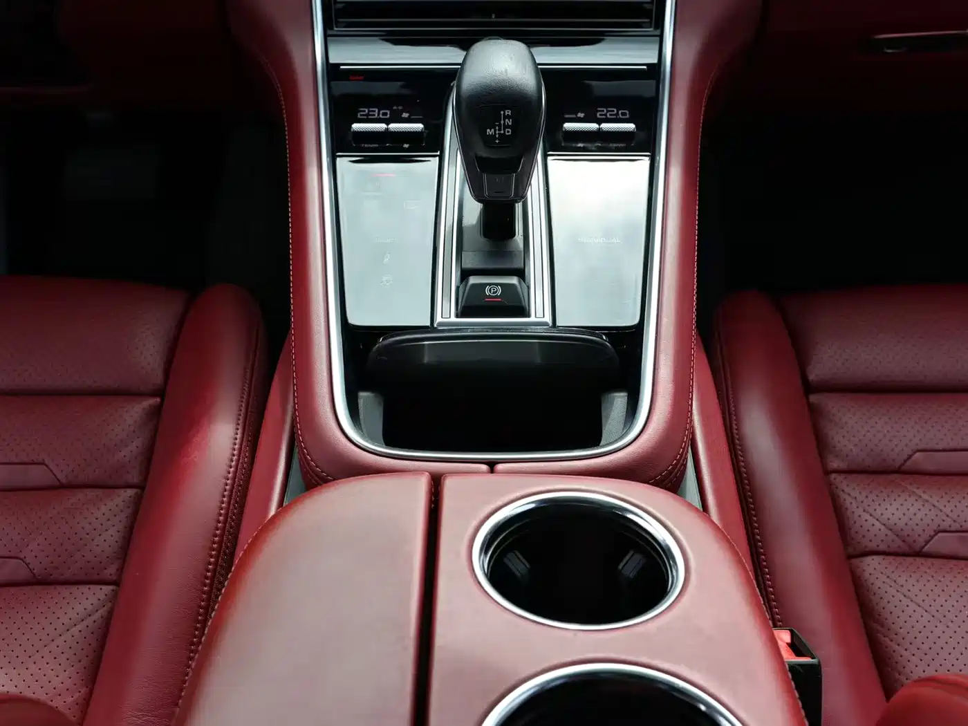 Porsche Panamera 2017 Panamera 3.0T фото 11