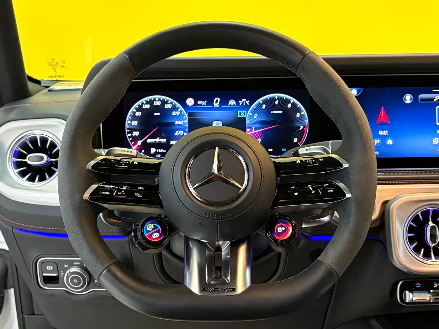 Mercedes-Benz G-Class AMG 2025 AMG G 63 фото 19