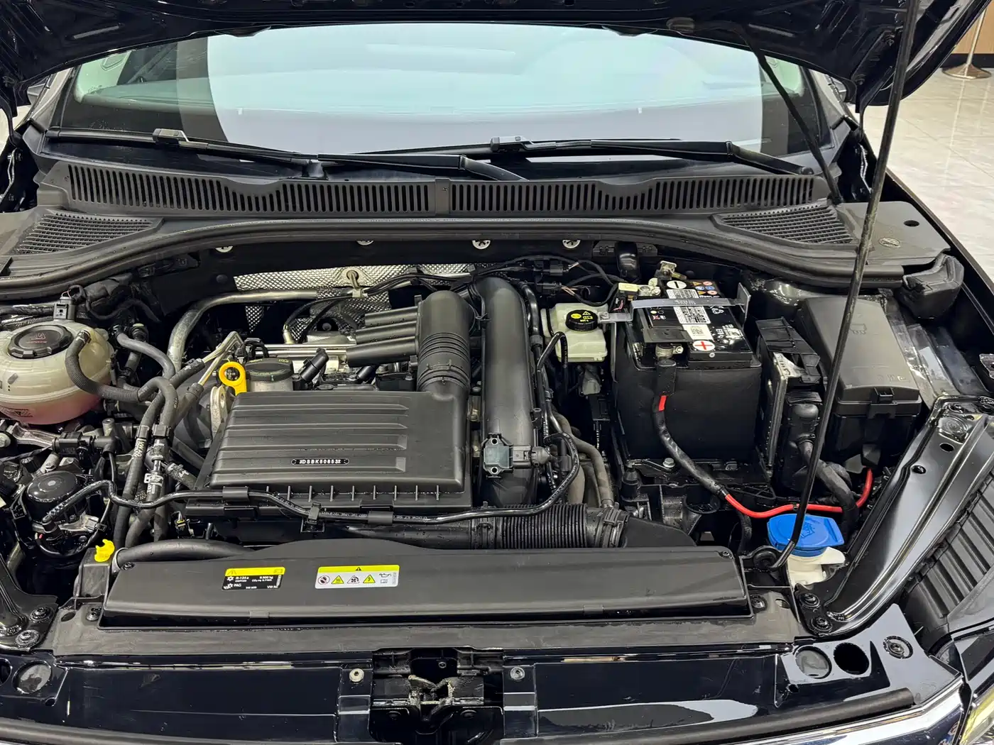 Volkswagen Sagitar 2023 280TSI DSG Surpass Plus Edition фото 12