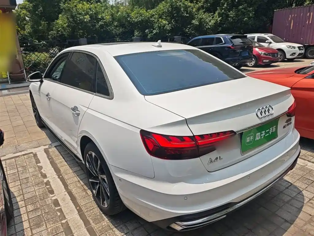 Audi A4L 2022 40 TFSI Luxury Elegance фото 5