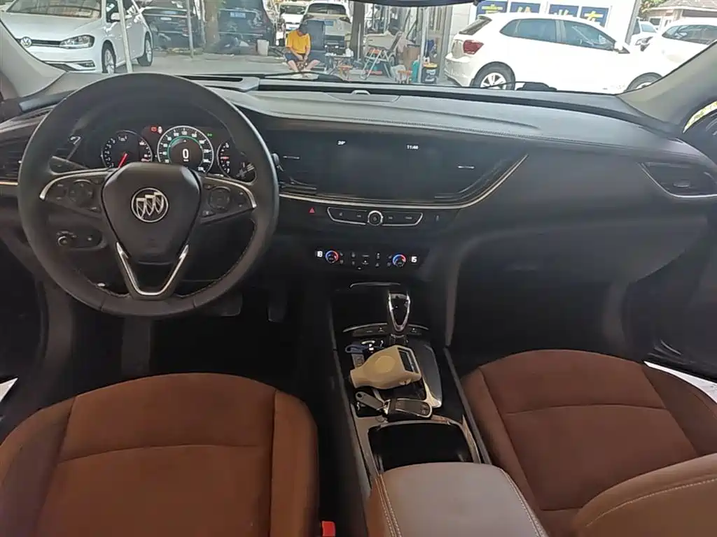 Buick Regal 2017 20T Premium фото 10