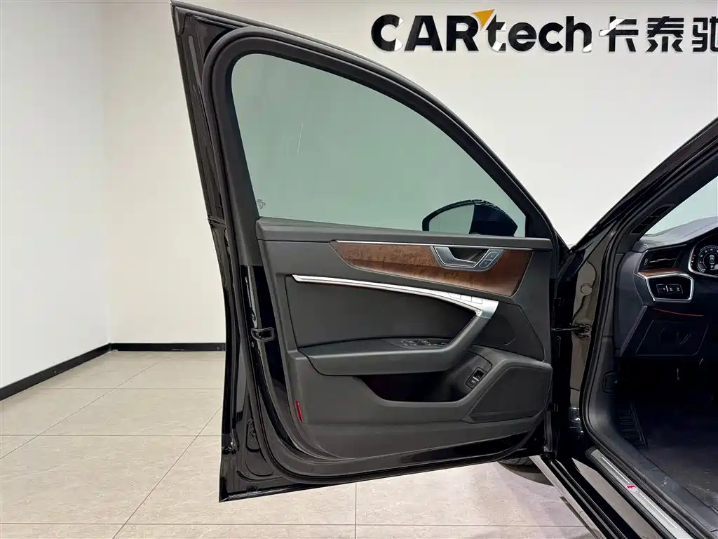 Audi A6L 2023 45 TFSI quattro Premium Dynamic фото 17