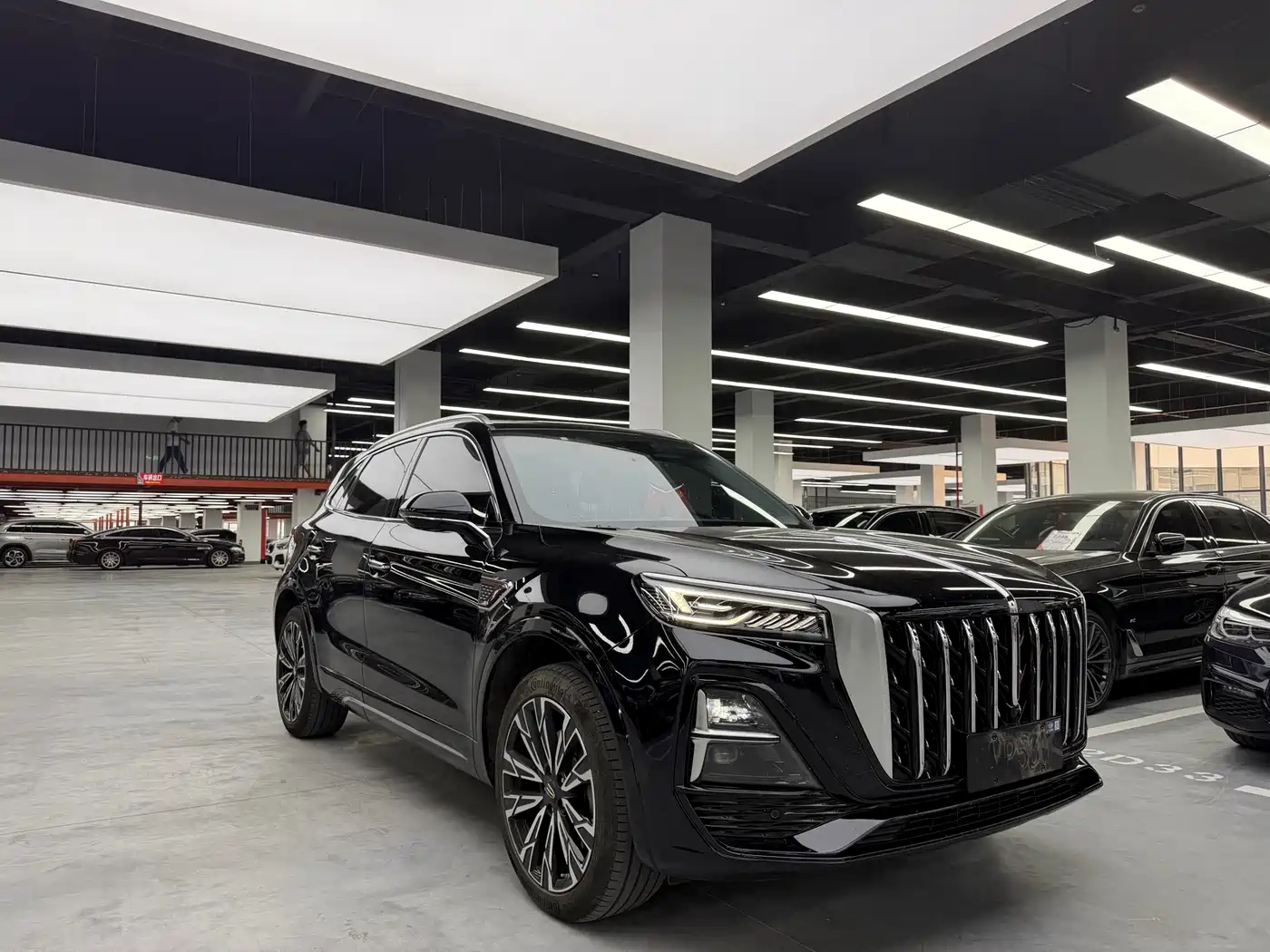 Hongqi HS5 2023 2.0T Flag Leader Pro Edition фото 3
