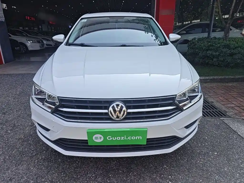 Volkswagen Bora 2018 1.5L Automatic Fashion фото 3