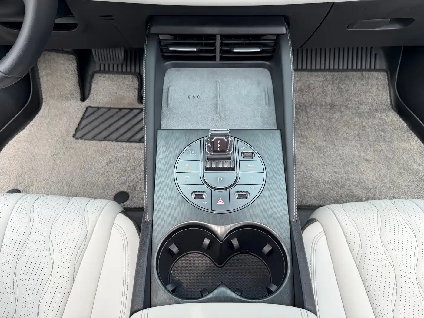 BYD Seal 06 New Energy 2024 DM-i 120KM Flagship фото 19