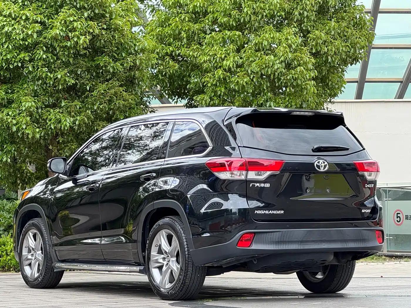 Toyota Highlander 2018 2.0T 2WD Luxury 7-seater (China V) фото 6