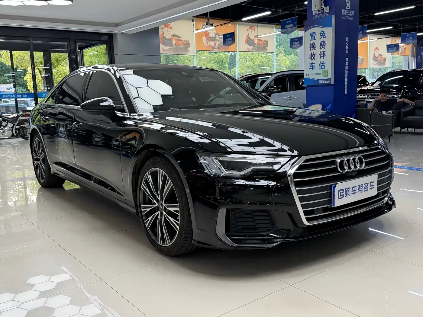 Audi A6L 2021 45 TFSI Exclusive Sport фото 3