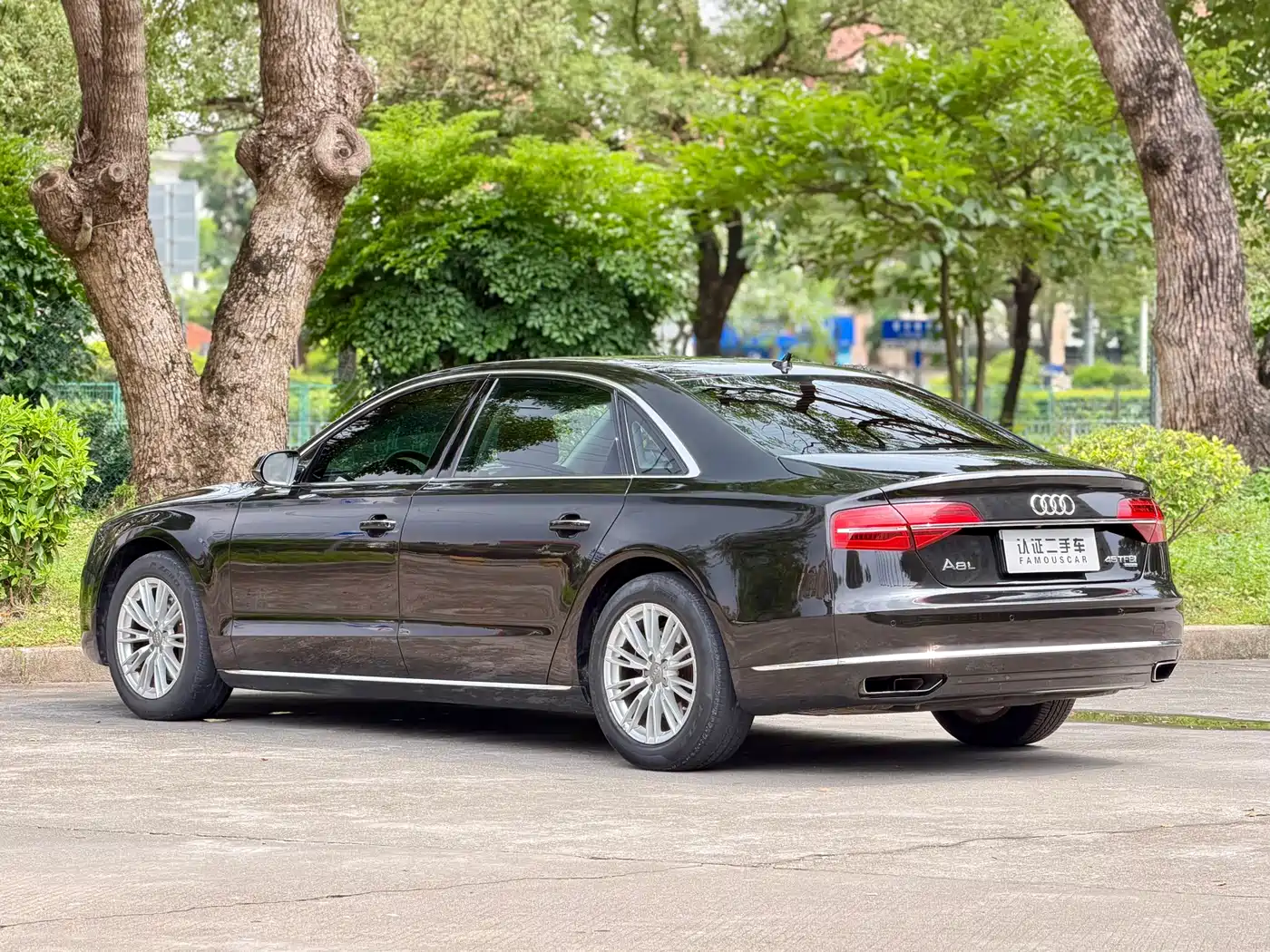 Audi A8 2014 A8L 45 TFSI quattro Comfort фото 7